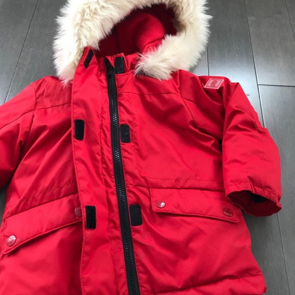 Gap winter red coat! Super good condition! - Picture 7 of 9